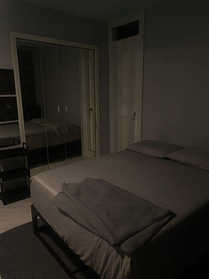 Colombian queen's room