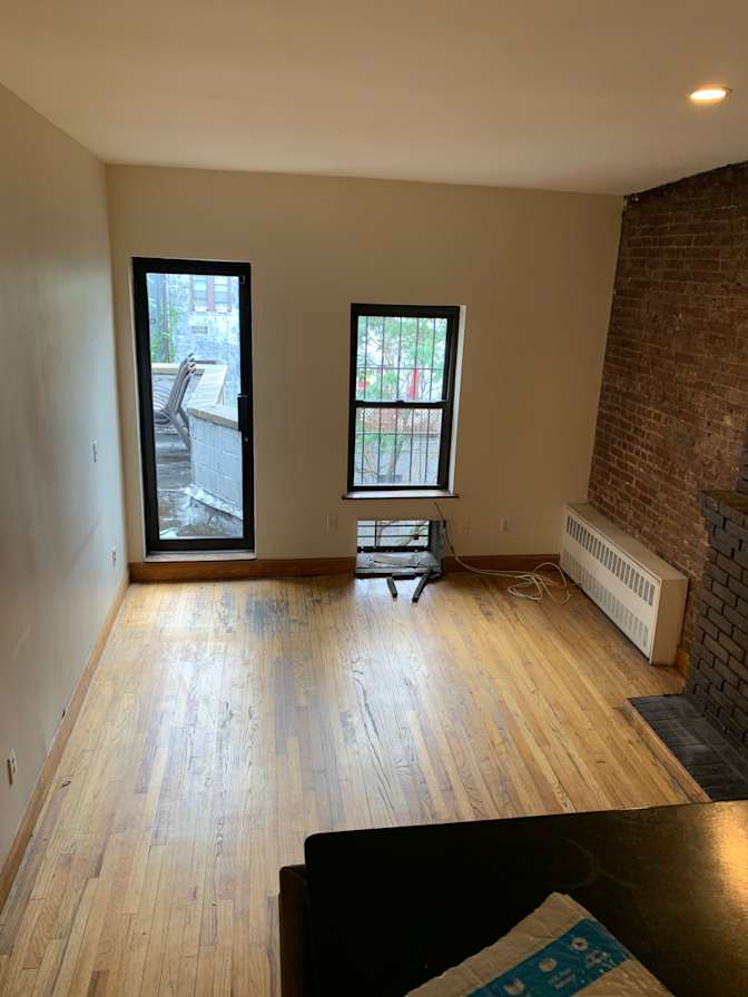 Larry N.'s room