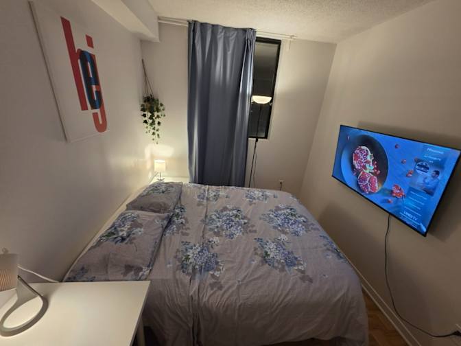 Meryem ikbal Yaman's room