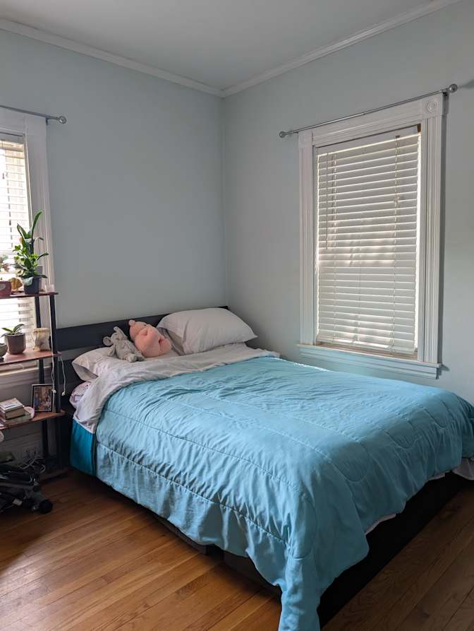 Guoqing Sheng's room