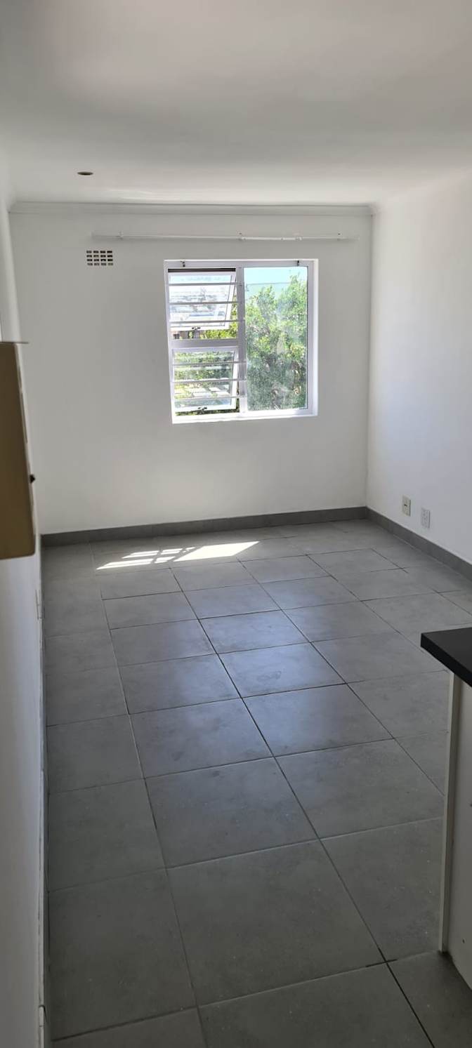 MR SHANE SOOKRAJ's room