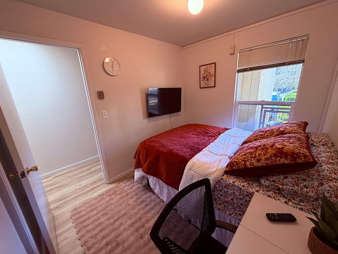Mary Sky's room