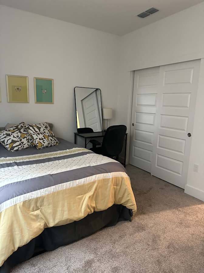 Mondi's room