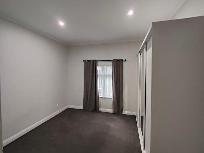 Dale's room