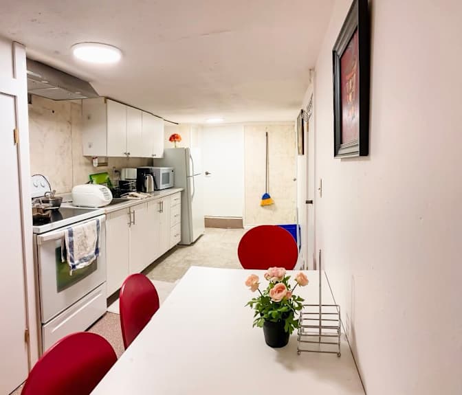 VH Rentals's room