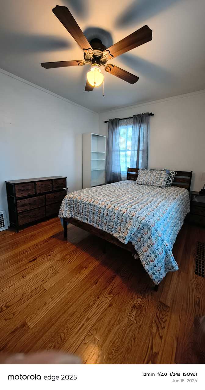 Lisa's room