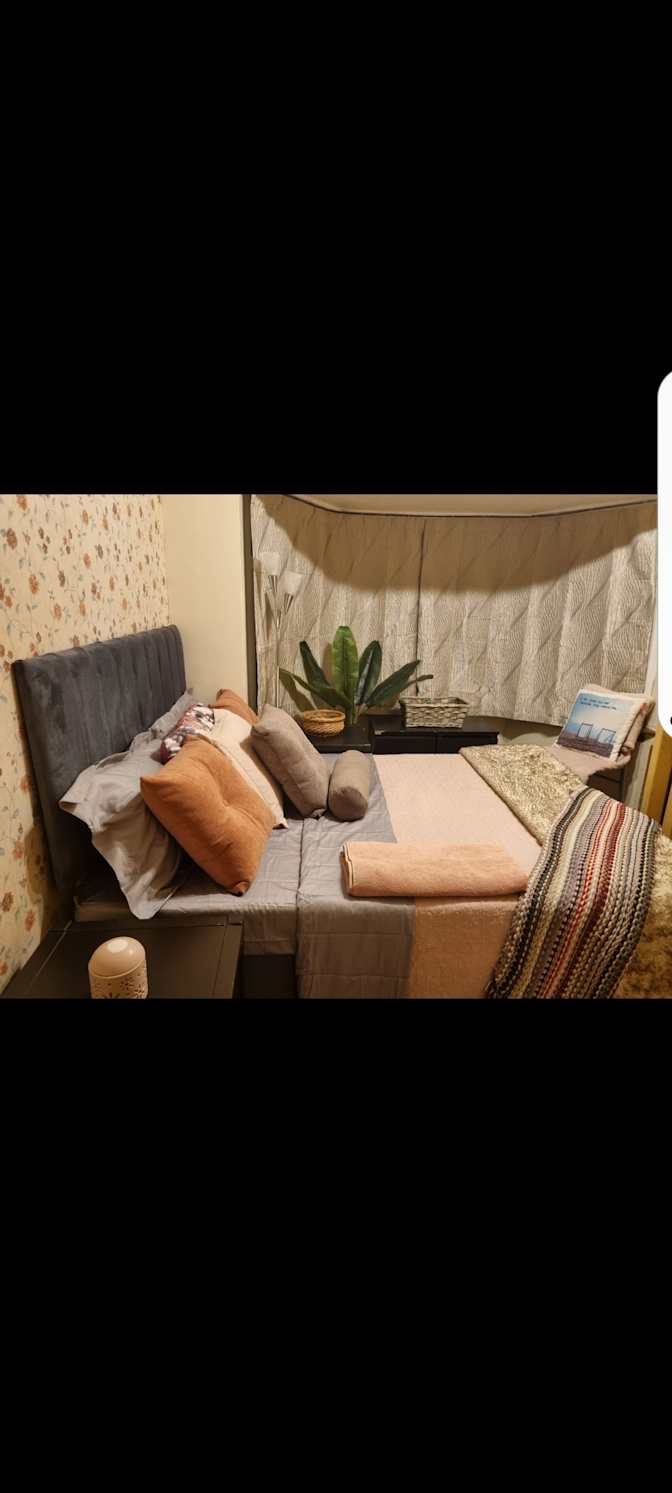 Pat's room
