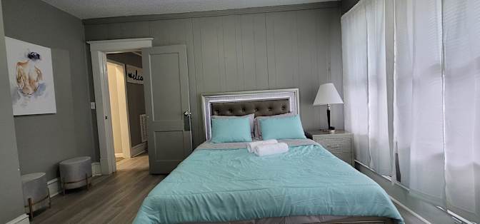 GBU Holdings Group's room