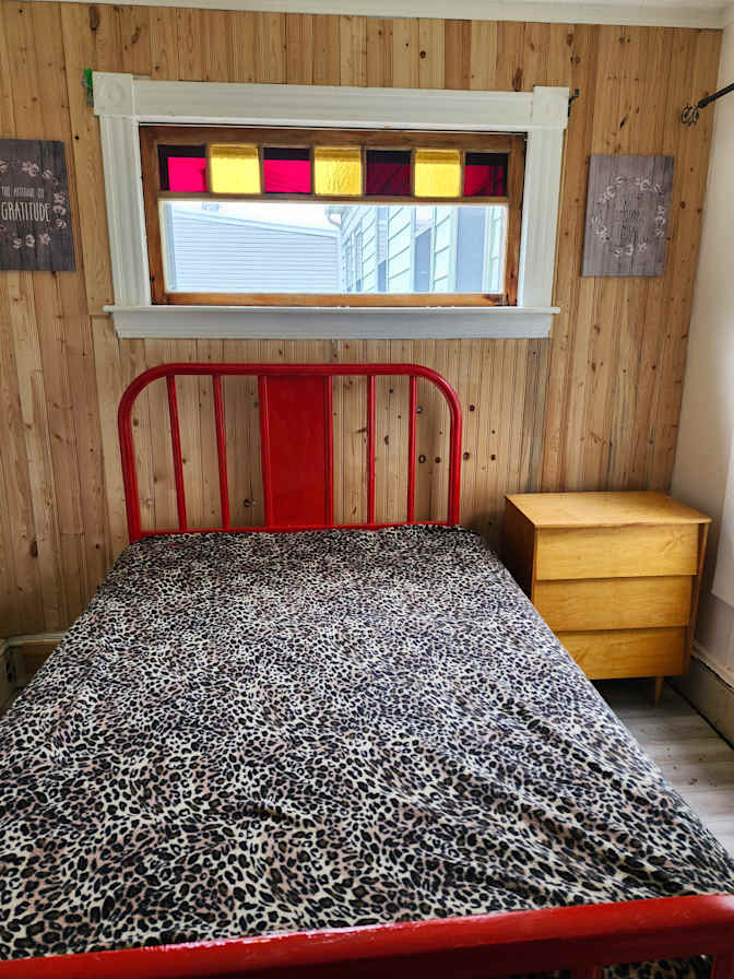 shelley craig's room