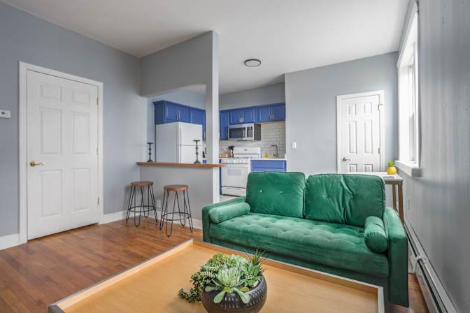 Lius Estate's room