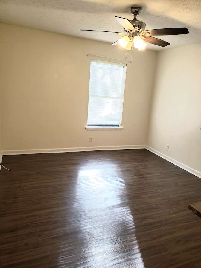 Bow Ponkerd's room