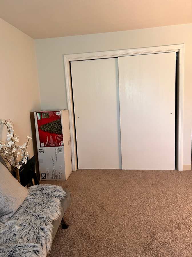 Ivette's room