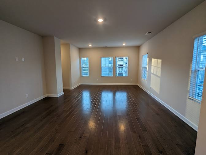 Alcove Rooms's room