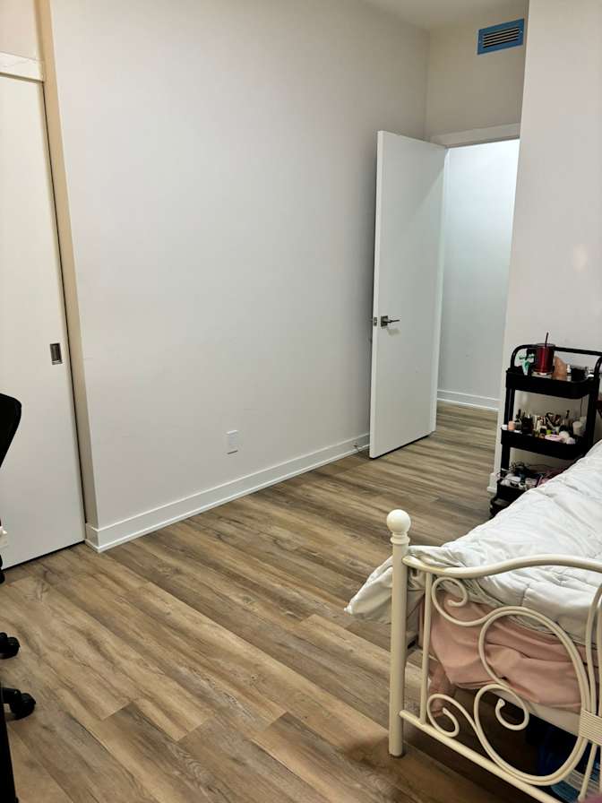 Amna's room