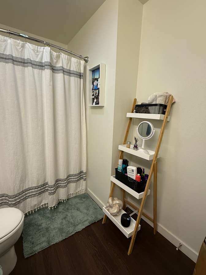 Khushboo's room