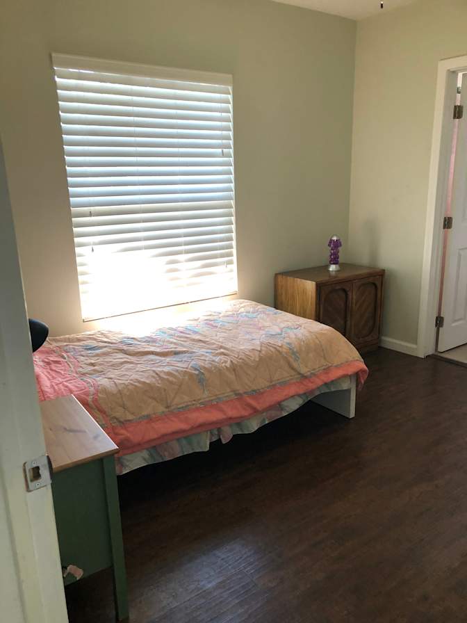 Sandy's room