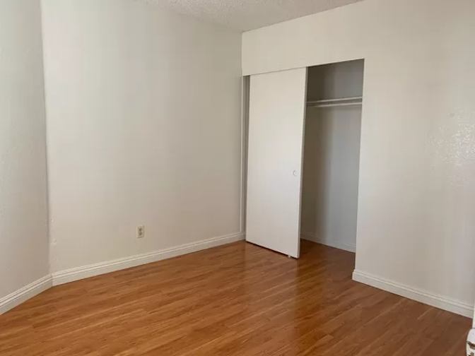 Denten's room