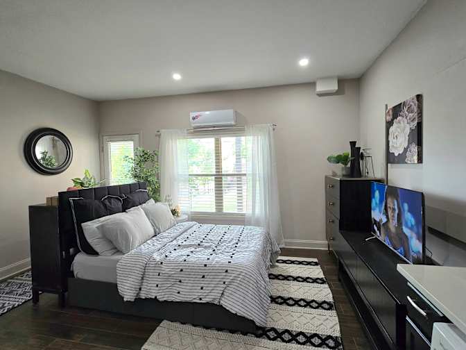 Kem's room