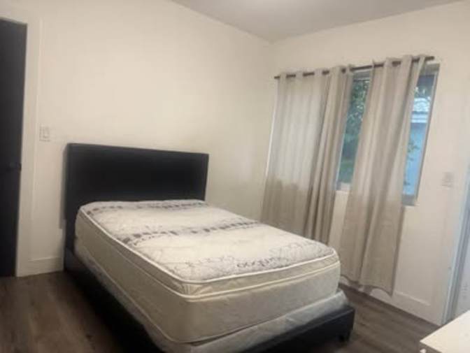 Fernando's room
