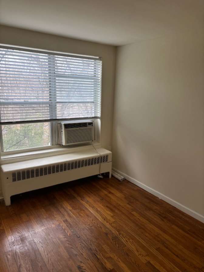 Milos's room