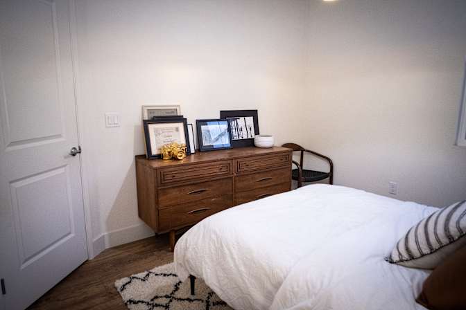 Diamond's room