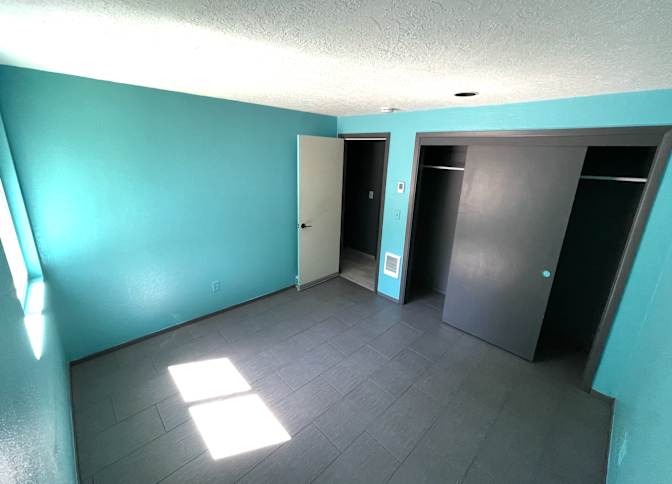 jöëÿ's room