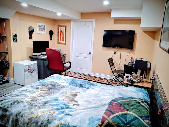 Ms Jay's room