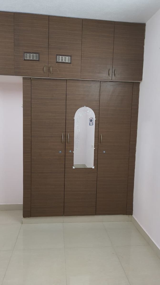 Selvi's room