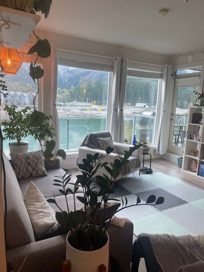 Stacey Lynn Mitchell's room