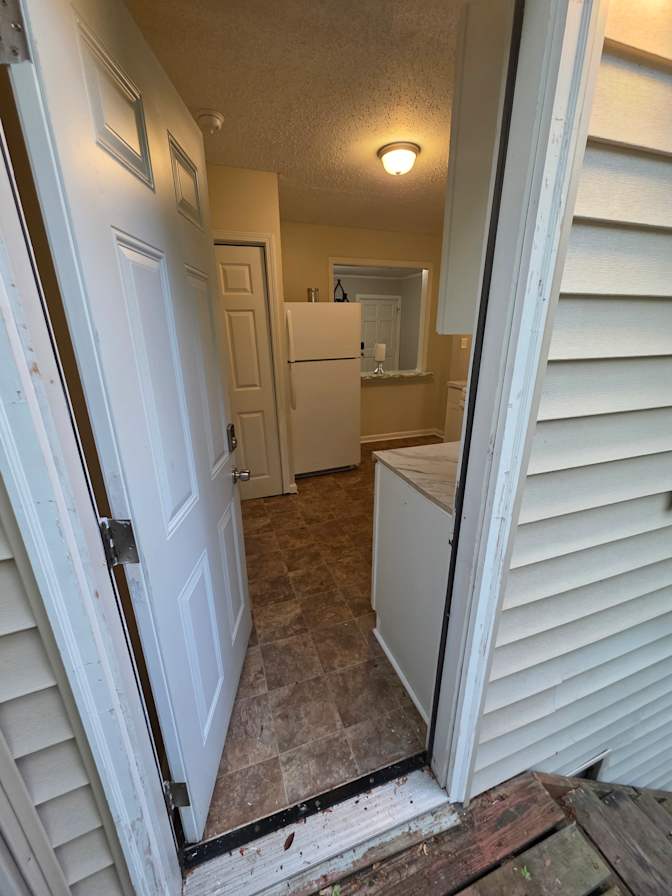 CL&C Property Management and Consulting's room