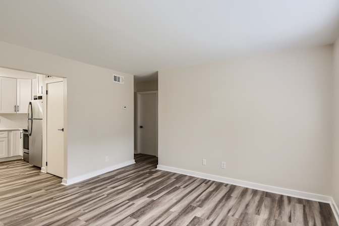 Alcove Rooms's room