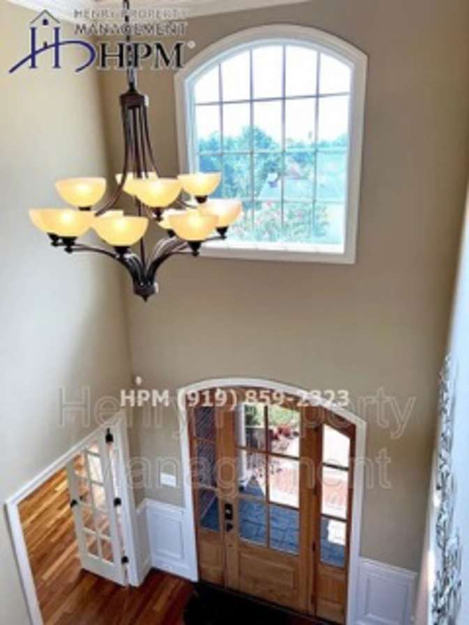 Alcove Rooms's room