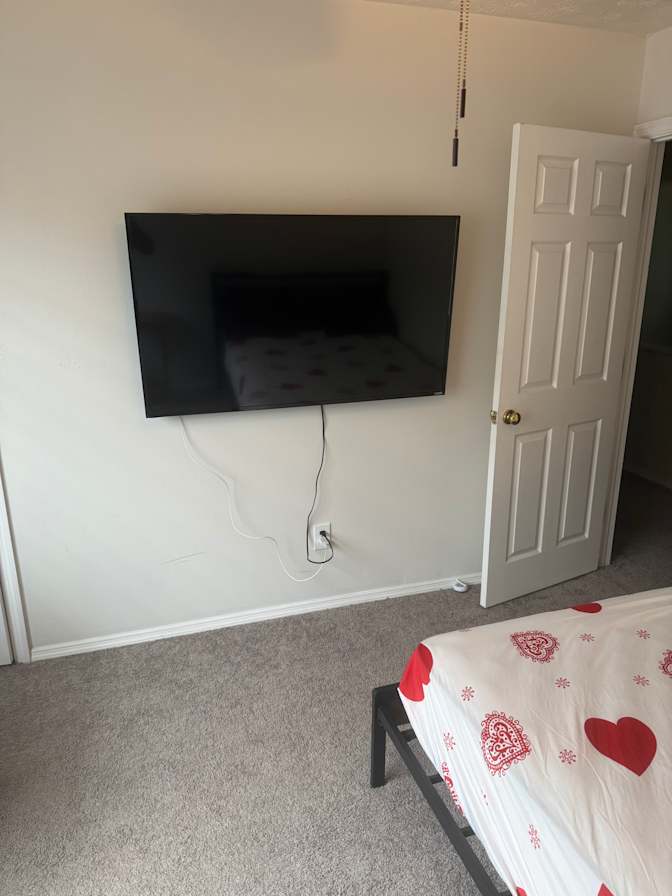 JOWELLS's room