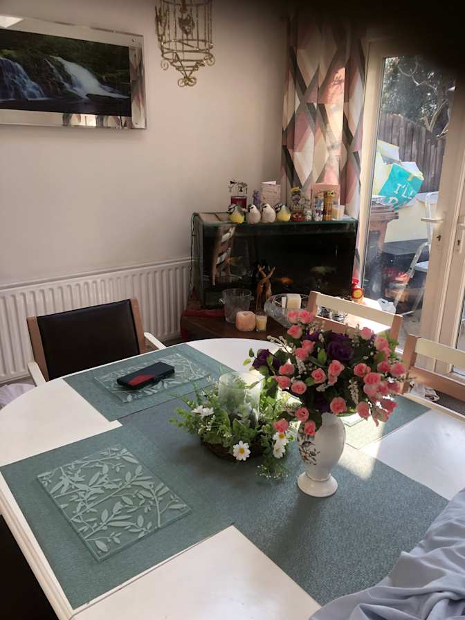 tom mason's room