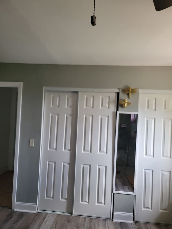 Simone's room