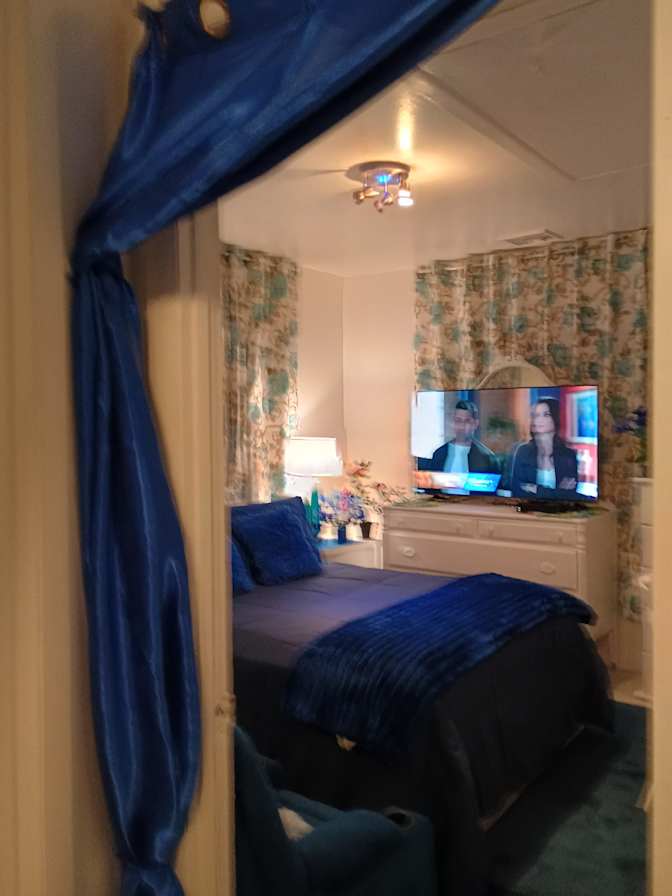 Jennifer Diaz's room