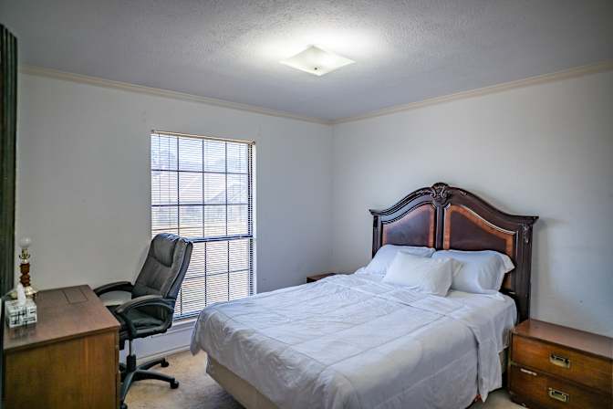 Gul's room