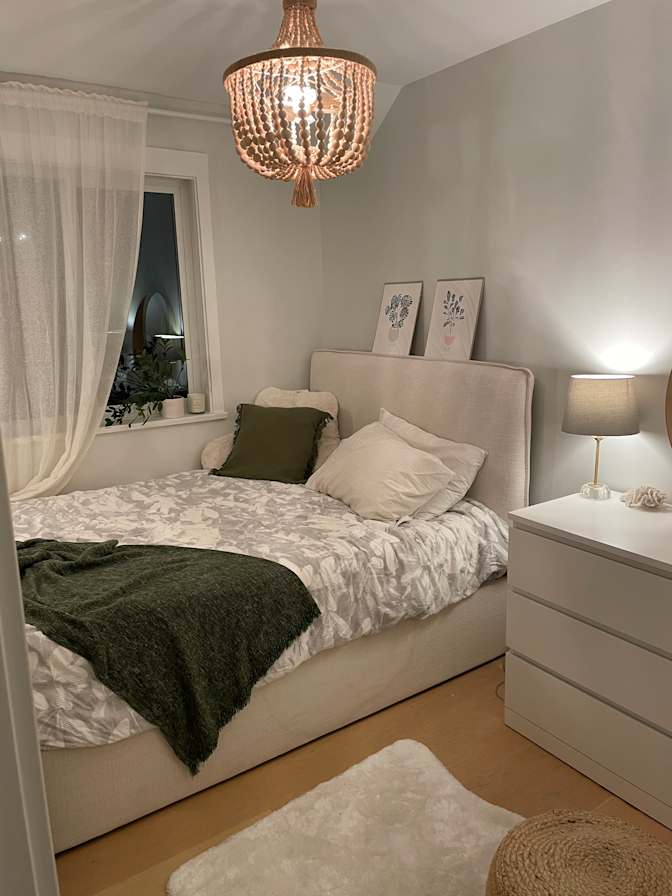Karen's room