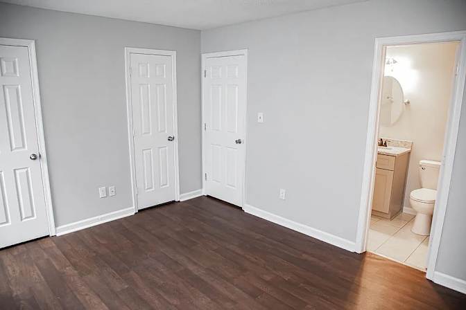Alcove Rooms's room