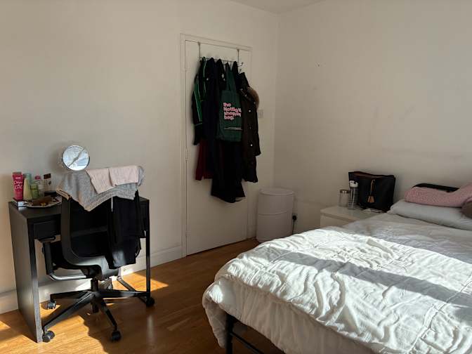 Mansha's room