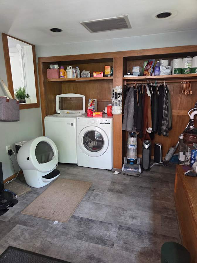 Dani Holden's room