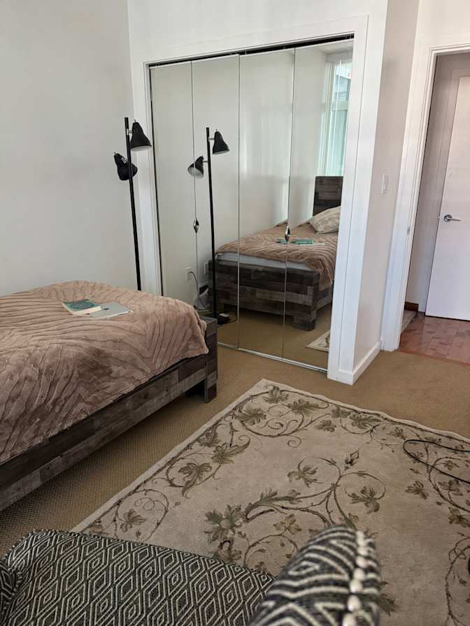 Van House's room