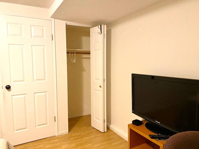 Burns Family's room
