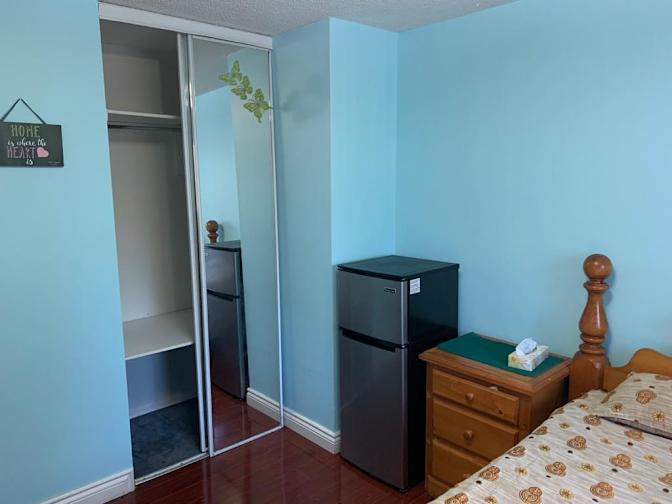 Ranjit Dhaliwal's room