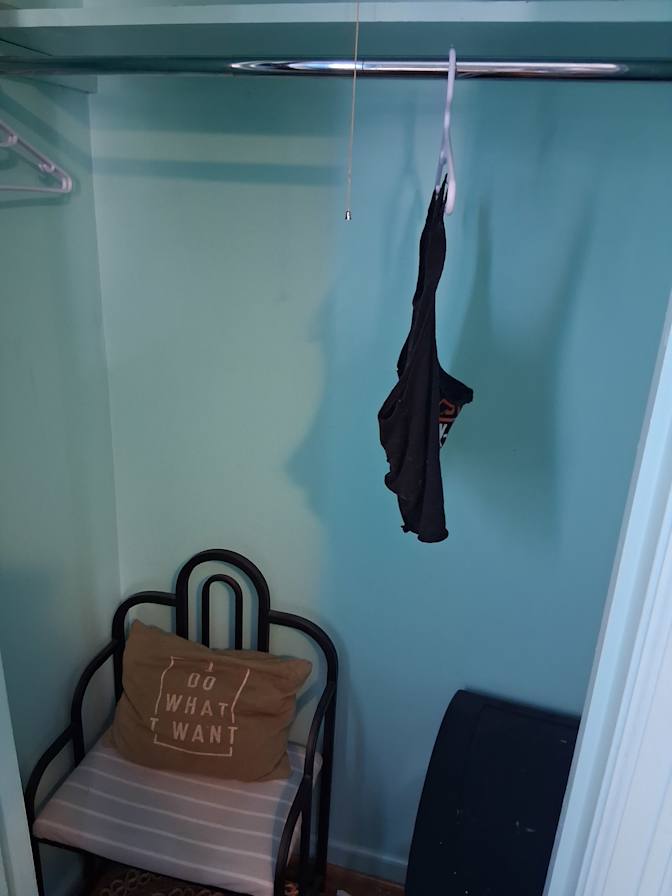 Jeffrey White's room