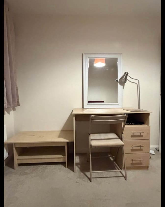 Mustafa's room