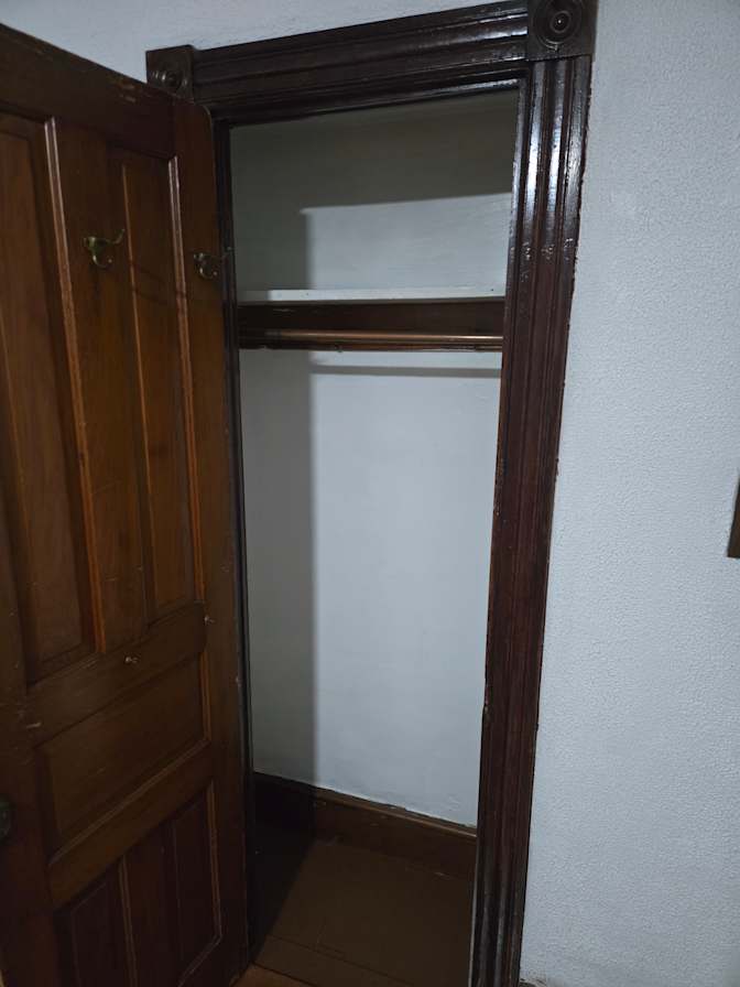 Louis's room