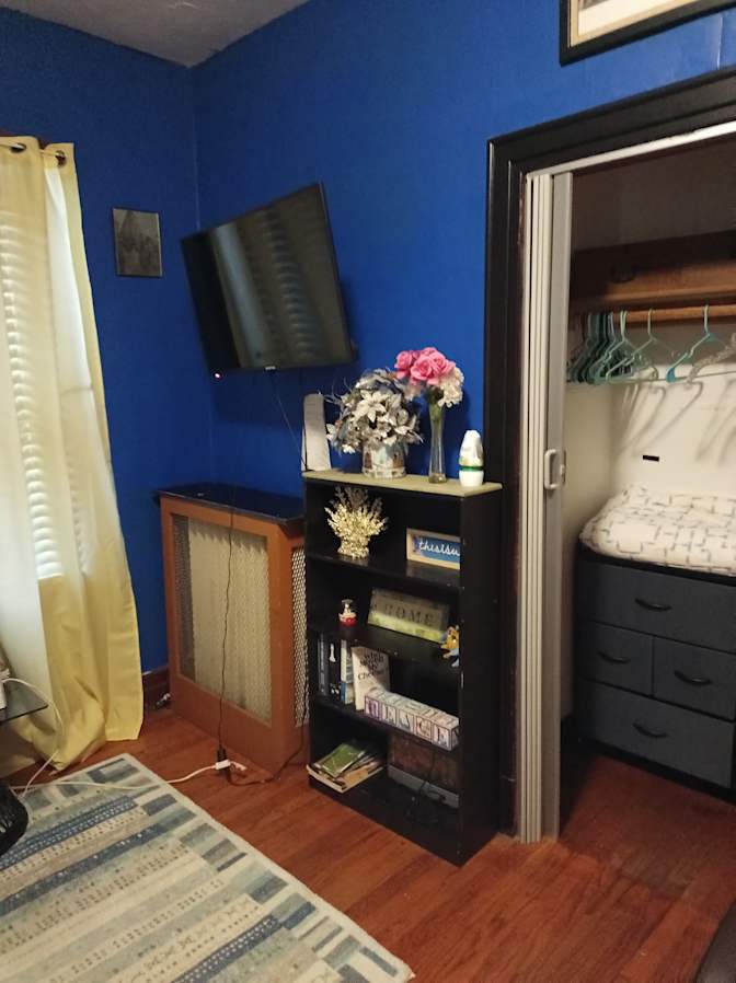 Share Ashley's room