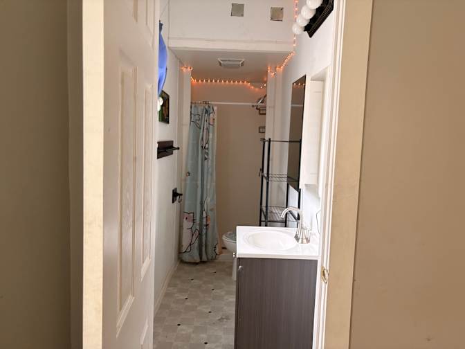 Delena's room