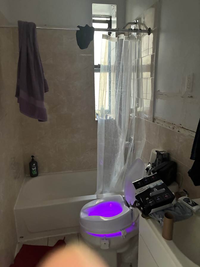 Barry Thomas's room